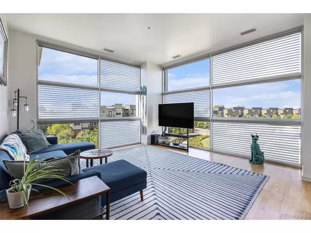 MLS: 7614744 Condo For Sale