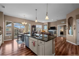 Photo #6: 7615191 Listing