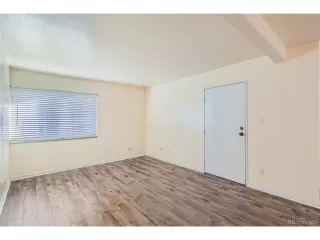 Photo #3: 7616099 Listing