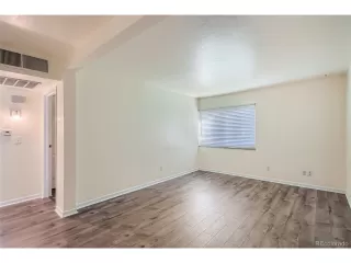 Photo #4: 7616099 Listing