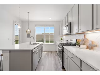 Photo #2: 7616425 Listing 