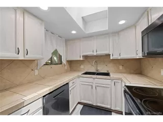 Photo #4: 7616446 Listing 