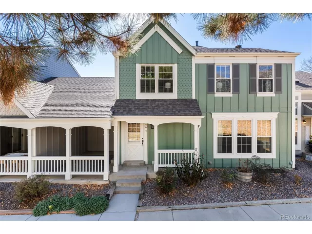 MLS: 7619428 Condo For Sale