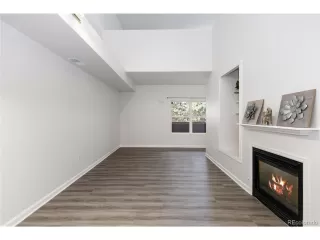 Photo #6: 7620079 Listing