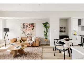 Photo #5: 7621449 Listing 