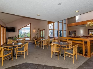 Photo #5: 7623372 Listing