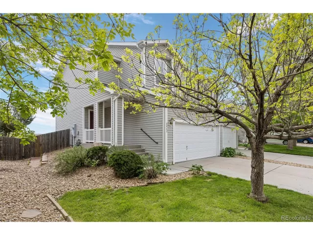 MLS: 7631059 Condo For Sale