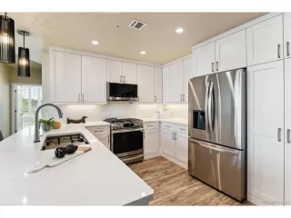 Photo #3: 7633884 Listing