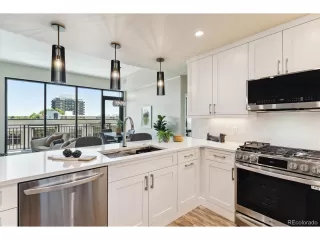 Photo #6: 7633884 Listing