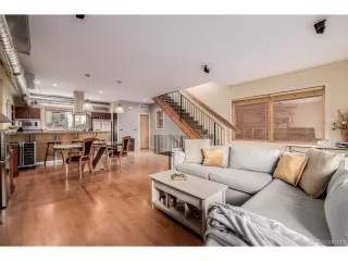 Photo #2: 7634585 Listing