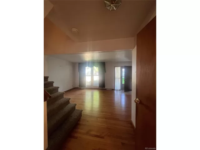 MLS: 7635037 Condo For Sale