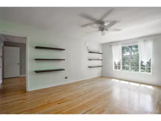 Photo #4: 7638477 Listing 