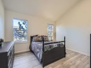 Photo #6: 7639180 Listing