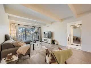 Photo #2: 7639637 Listing