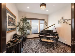 Photo #5: 7639802 Listing