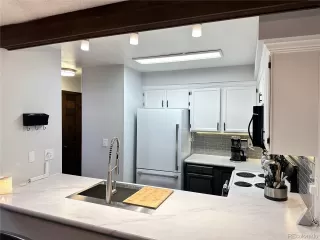 Photo #5: 7640419 Listing 