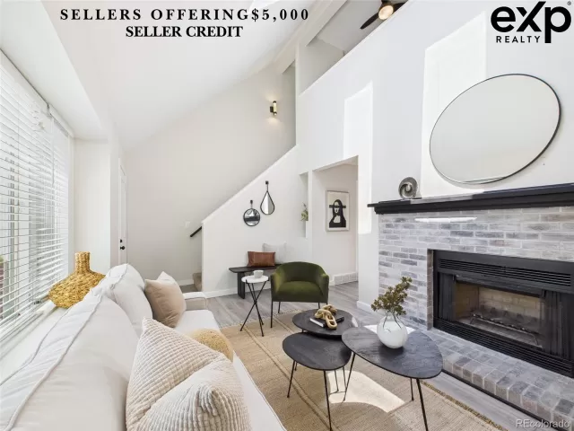 MLS: 7643266 Condo For Sale