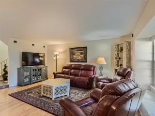 Photo #4: 7646075 Listing