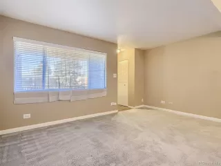 Photo #6: 7646874 Listing