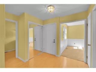 Photo #5: 7652308 Listing 