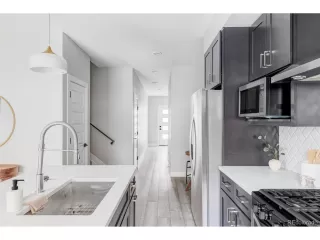 Photo #4: 7654528 Listing