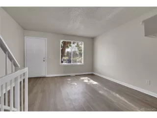 Photo #3: 7655425 Listing