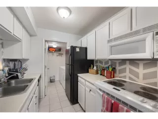 Photo #6: 7657284 Listing