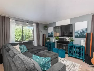 Photo #3: 7658065 Listing 