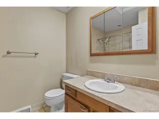 Photo #5: 7659111 Listing