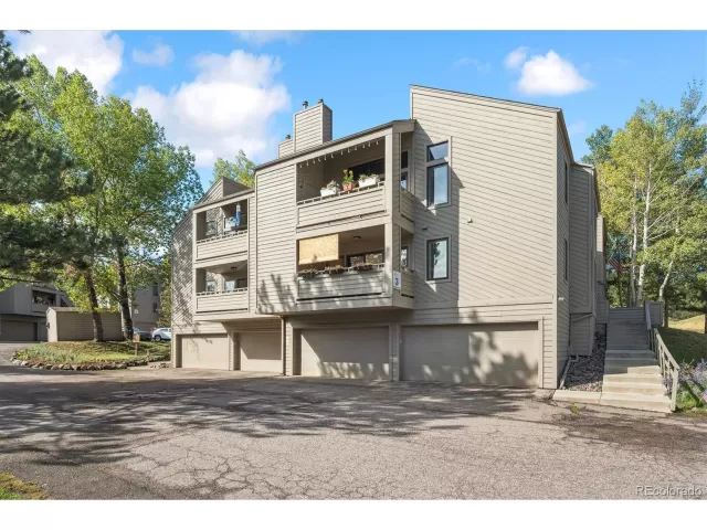 MLS: 7659756 Condo For Sale