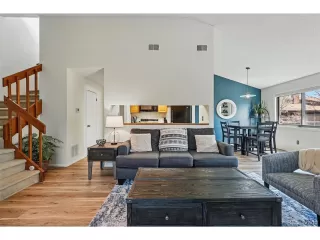 Photo #4: 7660111 Listing 