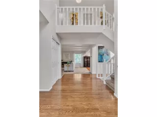 Photo #2: 7666180 Listing