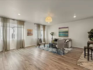 Photo #5: 7667280 Listing