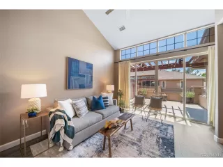 Photo #6: 7668035 Listing