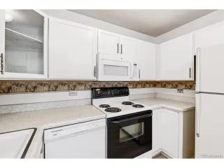 Photo #3: 7668709 Listing 