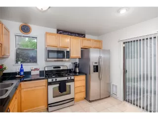 Photo #5: 7669170 Listing