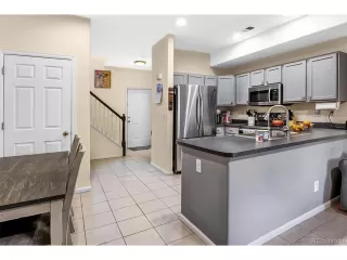 Photo #3: 7671166 Listing