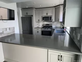 Photo #6: 7671240 Listing 