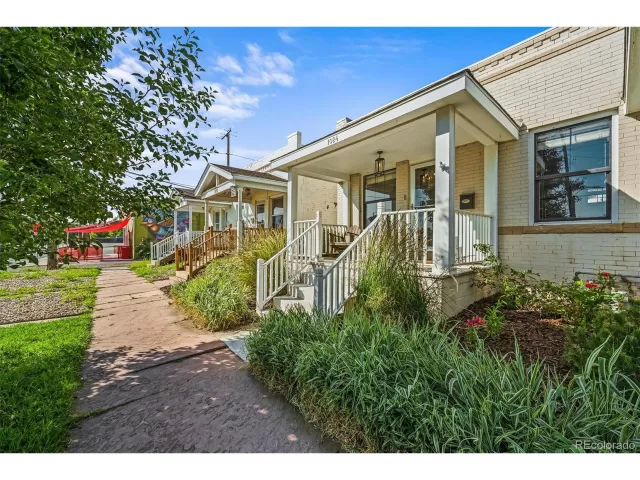 MLS: 7671826 Condo For Sale