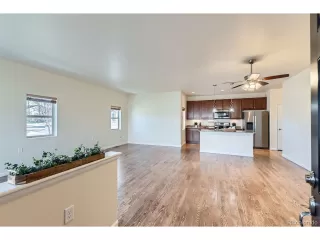 Photo #4: 7676341 Listing