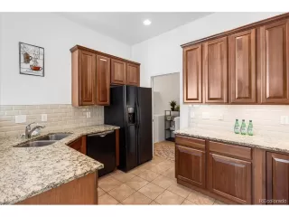 Photo #2: 7677059 Listing 