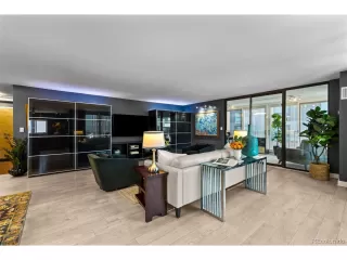 Photo #4: 7679470 Listing