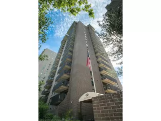 Photo #2: 7681804 Listing