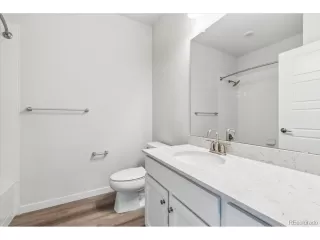 Photo #3: 7683677 Listing