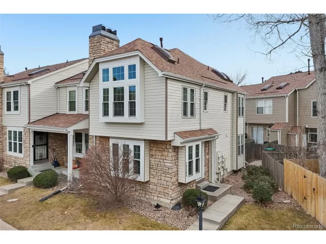 MLS: 7684500 Condo For Sale