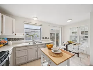 Photo #2: 7684500 Listing 