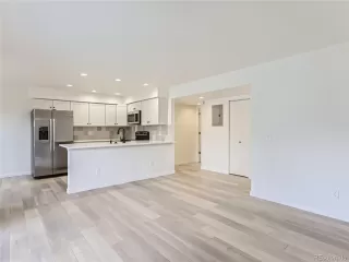Photo #6: 7685948 Listing 