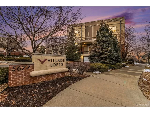 MLS: 7687629 Condo For Sale