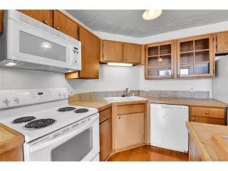 Photo #5: 7688833 Listing 