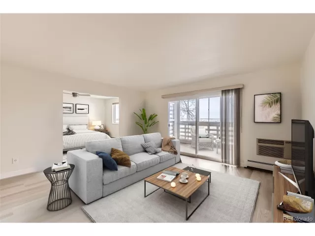 MLS: 7691592 Condo For Sale